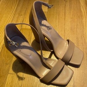 Nude Sandal